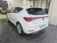 Usado Seat Leon FR 150 CV (110 kW) 2021 Blanco Berlina