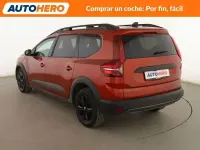 Usado Dacia Jogger Extreme 110 CV (80 kW) 2022 Marrón Monovolumen