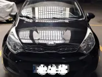 Usado Kia Rio 84 CV (61 kW) 2013 Negro Utilitario