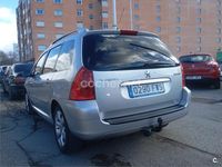 Usado Peugeot 307 110 CV (80 kW) 2007 Gris / plata Familiar