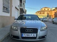 Usado Audi A6 140 CV (102 kW) 2006 Gris / plata Berlina