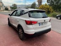 Usado Seat Arona Ecomotive 116 CV (85 kW) 2019 Blanco SUV