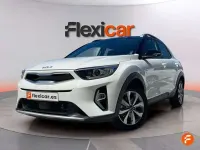 Usado Kia Stonic 120 CV (88 kW) 2023 Blanco SUV