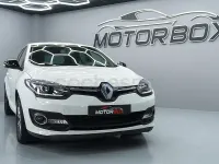 Usado Renault Mégane III Bose Edition 130 CV (95 kW) 2014 Blanco Berlina