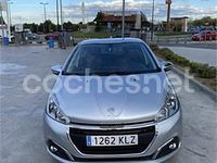 Usado Peugeot 208 Style 82 CV (60 kW) 2018 Gris / plata Utilitario