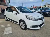 Usado Renault Scénic III Dynamique 110 CV (80 kW) 2013 Blanco Monovolumen