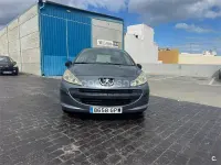 Usado Peugeot 207 75 CV (55 kW) 2009 Gris / plata Berlina