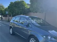 Usado Seat Altea XL Ecomotive 105 CV (77 kW) 2010 Azul Monovolumen