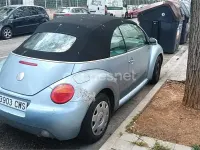 Usado VW New Beetle 102 CV (75 kW) 2004 Azul Utilitario