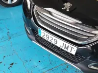Usado Peugeot 2008 Style 82 CV (60 kW) 2016 Negro SUV