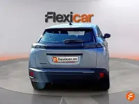 Usado Peugeot 2008 Active 100 CV (73 kW) 2023 Gris SUV