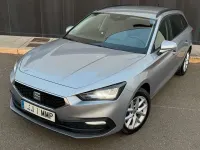 Usado Seat Leon Style 116 CV (85 kW) 2024 Gris Familiar