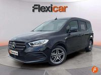 Usado Mercedes T180 116 CV (85 kW) 2022 Negro Monovolumen