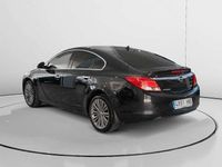 Usado Opel Insignia Excellence 132 HP (97 kW) 2013 Preto Sedan