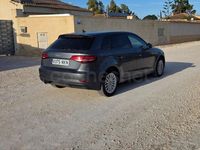 Usado Audi A3 116 CV (85 kW) 2019 Gris / plata Berlina