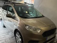Usado Ford Tourneo Courier Titanium 100 CV (73 kW) 2019 Gris / plata Monovolumen
