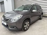 Usado Peugeot 2008 Style 100 CV (73 kW) 2016 Gris SUV