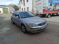 Usado Ford Mondeo Ambiente 116 CV (85 kW) 2003 Gris Berlina