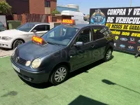 Usado VW Polo Highline 100 CV (73 kW) 2005 Gris / plata Utilitario
