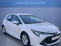 Usado Toyota Corolla Active 122 CV (89 kW) 2019 Blanco Berlina