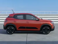 Usado Dacia Spring Extreme 47 kW (65 CV) 2025 Rojo Utilitario