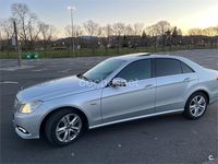 Usado Mercedes E250 Avantgarde 204 CV (150 kW) 2009 Gris / plata Berlina
