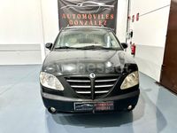 Usado Ssangyong (KGM) Rodius 165 CV (121 kW) 2007 Negro Monovolumen