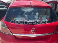 Usado Opel Astra Enjoy 100 CV (73 kW) 2007 Rojo Berlina