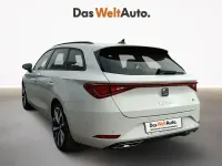 Usado Seat Leon FR 116 CV (85 kW) 2025 Blanco