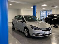 Usado Opel Astra Selective 125 CV (91 kW) 2019 Gris espacial (perlado) Utilitario