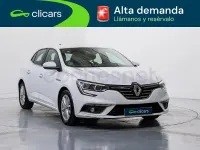 Usado Renault Mégane IV Zen 130 CV (95 kW) 2017 Blanco Berlina