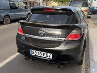 Usado Opel Astra GTC Sport 105 CV (77 kW) 2006 Negro Berlina