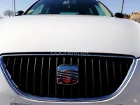 Usado Seat Exeo Ecomotive 143 CV (105 kW) 2011 Blanco Familiar