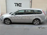 Usado Ford Focus Trend 109 CV (80 kW) 2008 Gris / plata Familiar