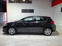 Usado Toyota Auris Active 126 CV (92 kW) 2012 Negro Berlina