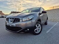 Usado Nissan Qashqai Acenta 130 HP (95 kW) 2013 Cinzento SUV