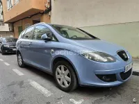 Usado Seat Altea XL 105 CV (77 kW) 2008 Azul Monovolumen