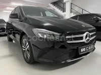 Usado Mercedes B250e 218 CV (160 kW) 2022 Negro Utilitario
