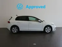 Usado VW Golf VIII 116 CV (85 kW) 2024 Blanco Berlina