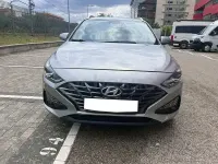 Usado Hyundai i30 116 CV (85 kW) 2021 Gris / plata Familiar