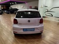 Usado VW Polo Comfortline 75 CV (55 kW) 2016 Blanco Utilitario