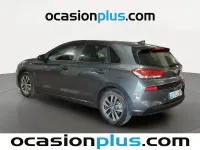 Usado Hyundai i30 120 CV (88 kW) 2019 Gris