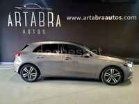 Usado Mercedes A200 150 CV (110 kW) 2022 Gris / plata Berlina