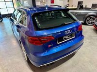 Usado Audi S3 Sportback 300 CV (220 kW) 2015 Azul Utilitario