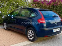 Usado Citroën C4 90 CV (66 kW) 2010 Azul Berlina