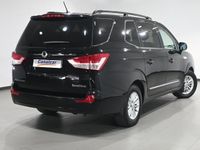 Usado SsangYong Rodius 155 CV (114 kW) 2013 Negro Monovolumen