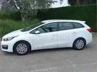 Usado Kia Ceed Sportswagon 110 CV (80 kW) 2016 Blanco Familiar