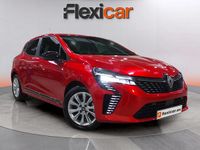 Käytetty Renault Clio V Evolution 101 HP (74 kW) 2025 Punainen Sedan