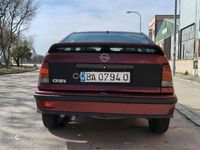Usado Opel Kadett 129 CV (94 kW) 1990 Granate Utilitario