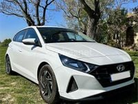 Usado Hyundai i20 84 CV (61 kW) 2022 Blanco Utilitario